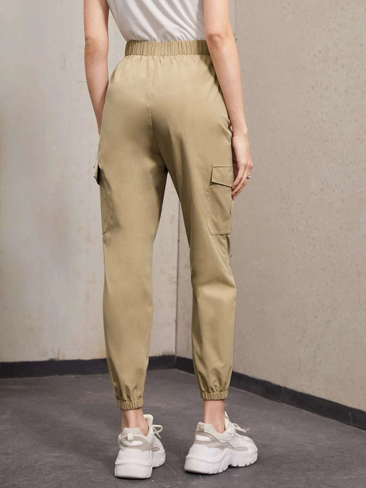 Flap Pocket Cropped Pants