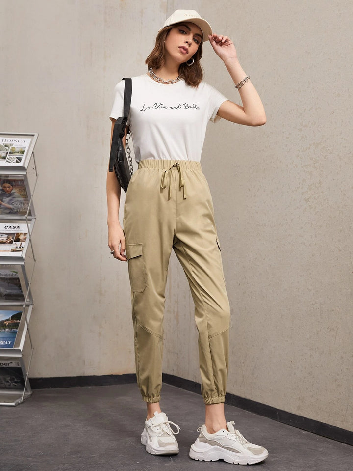 Flap Pocket Cropped Pants