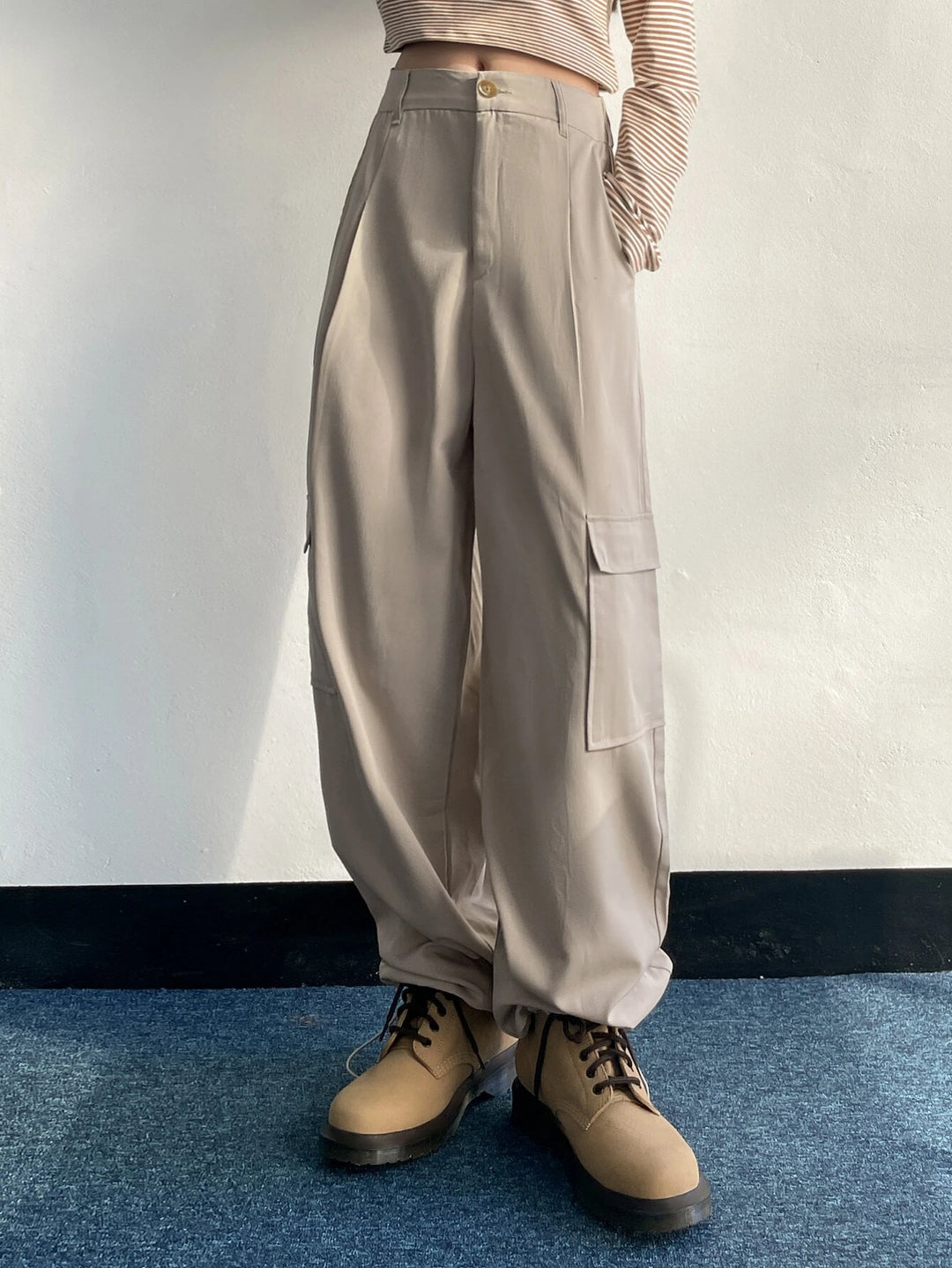 Flap Pocket Drawstring Hem Cargo Pants