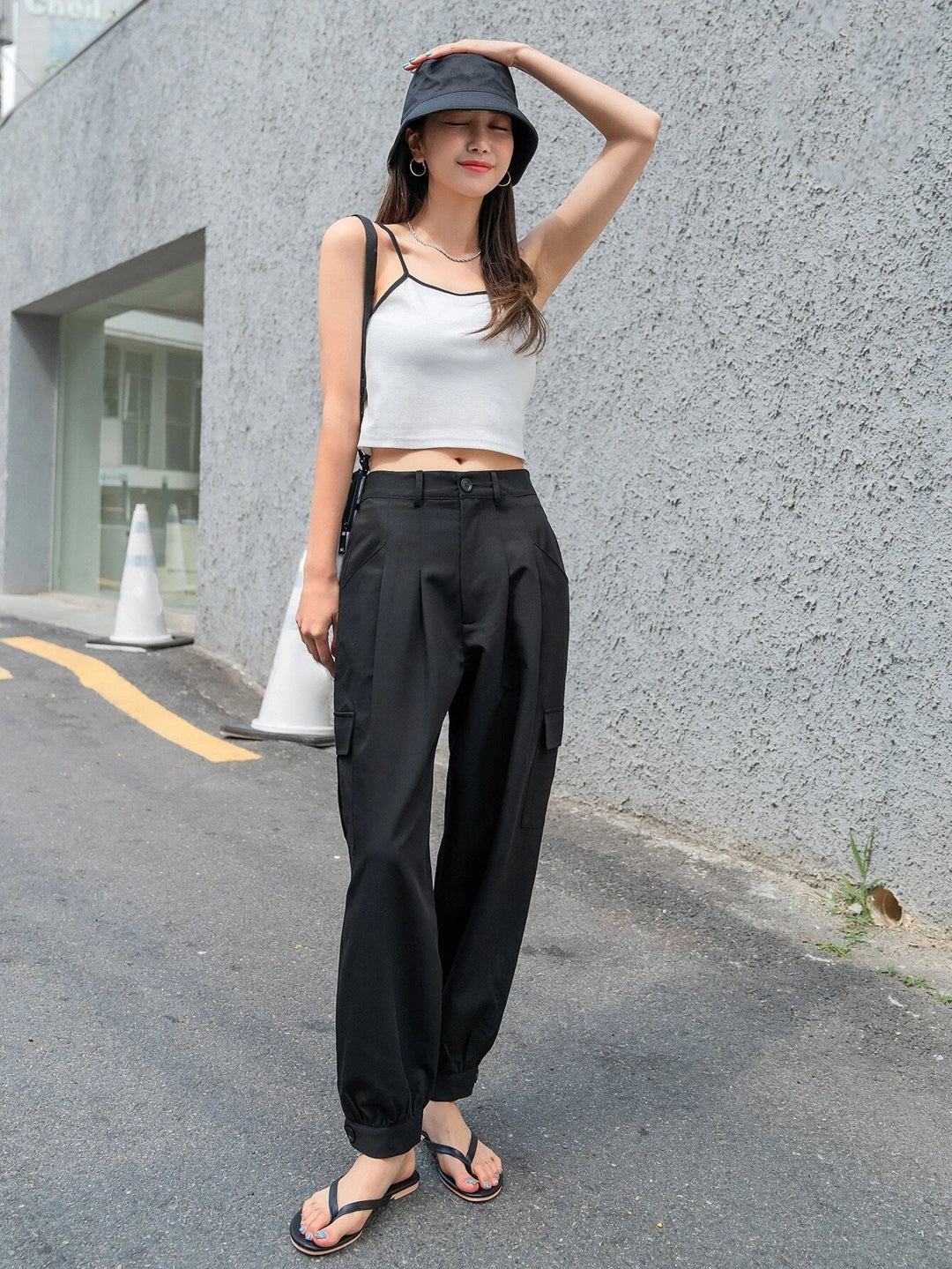 Side Pleated Flap Pocket Cargo Pants