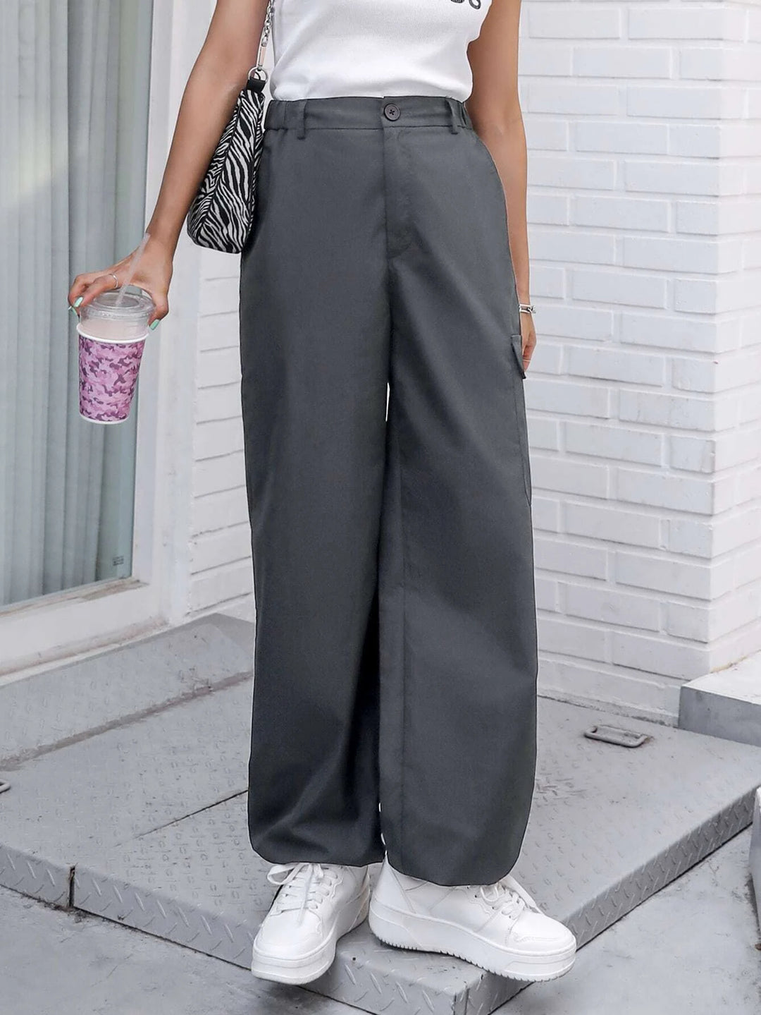 Flap Pocket Drawstring Hem Cargo Pants