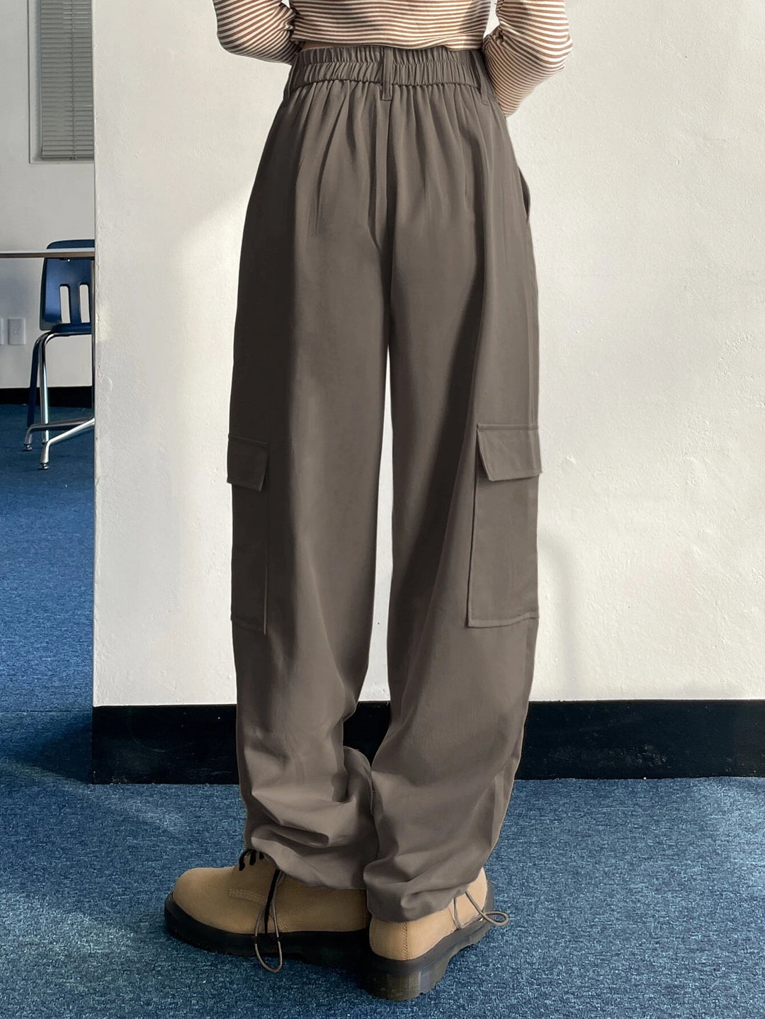 Flap Pocket Drawstring Hem Cargo Pants