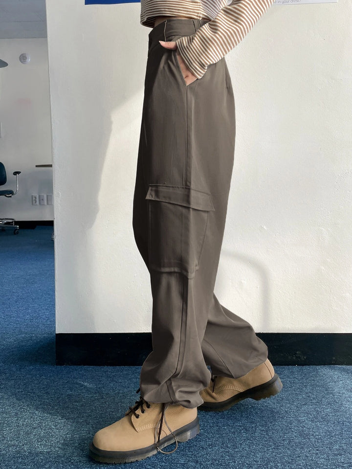 Flap Pocket Drawstring Hem Cargo Pants