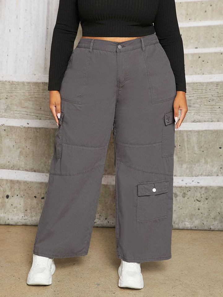 Wide Jeans With Versatile Flap Pocket