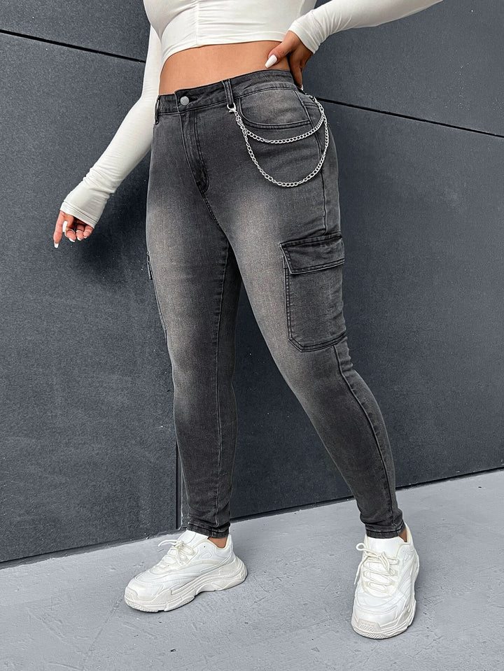 Chain Detail Flap Pocket Jeans