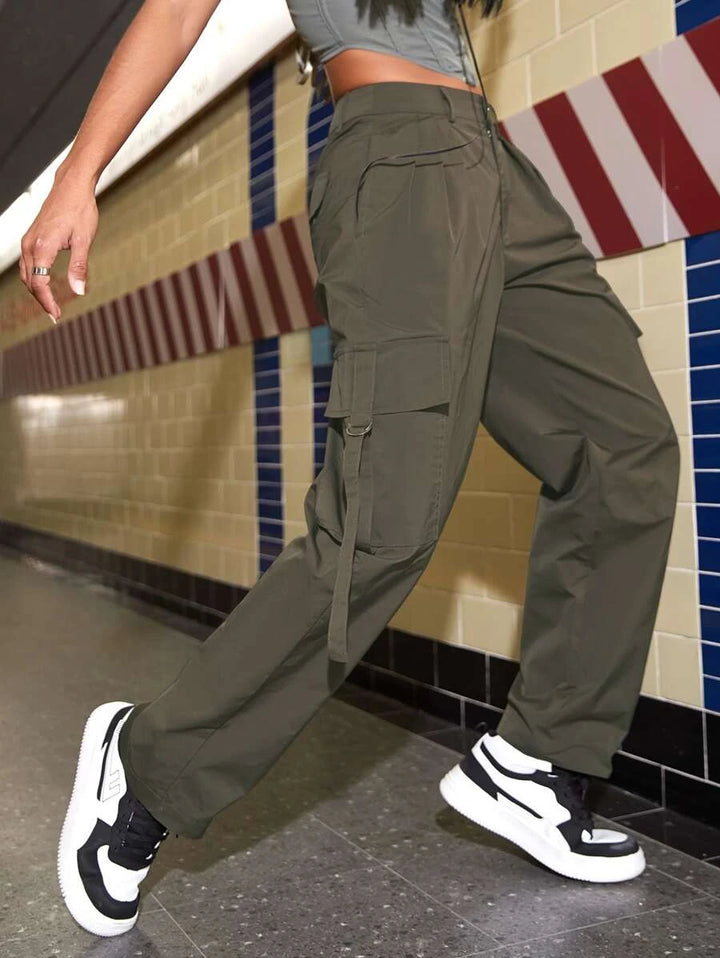 Trendy Flap Pocket Side Cargo Pants