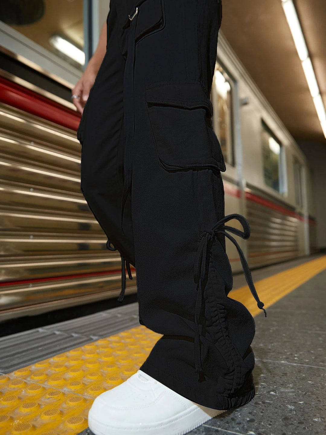 Casual Solid Flap Pocket Side Cargo Pants