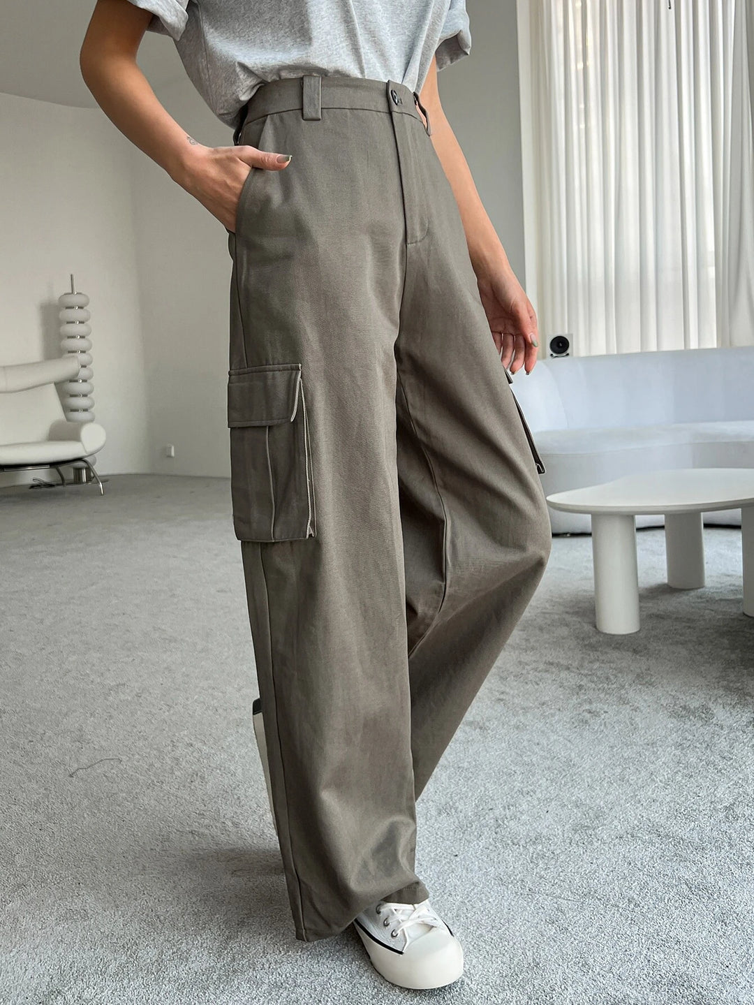 Loose Flap Pocket Cargo Pants