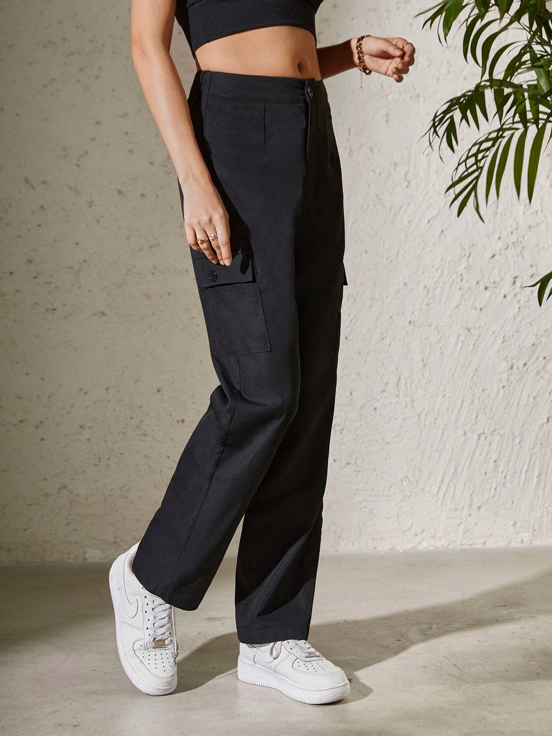 Solid Colored Patched Pocket Cargo Pant