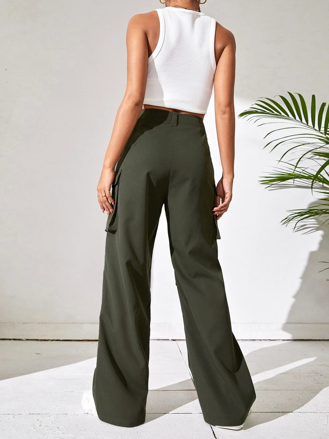 Solid Colored Flap Pocket Side Cargo Pant