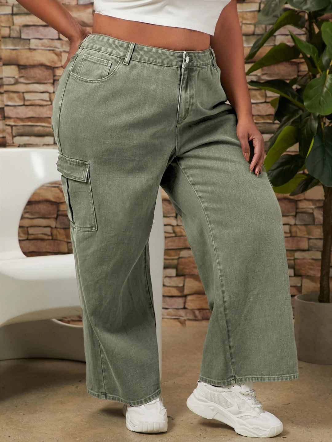 Flap Pocket Side Cargo Jeans