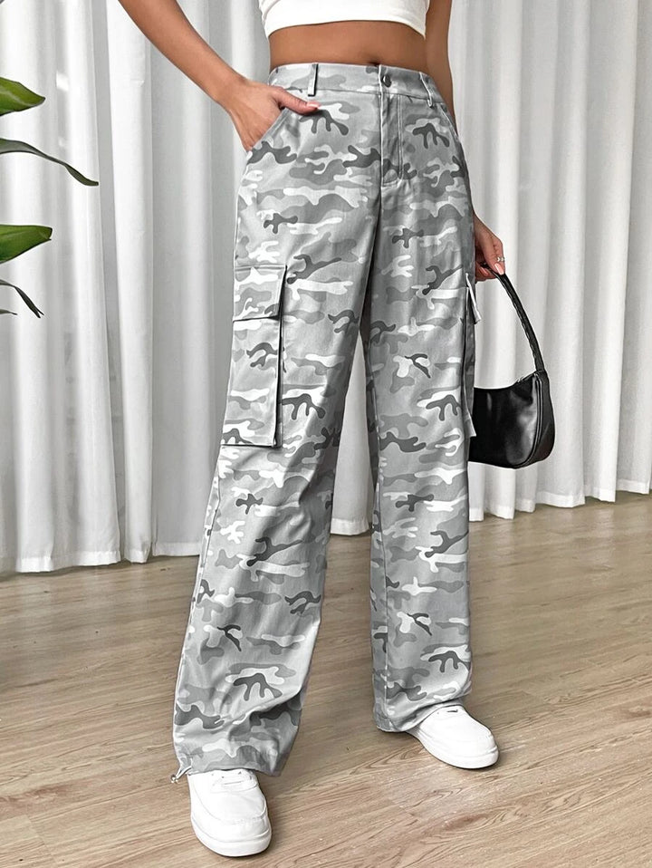 Flap Side Pocket Camo Print Cargo Pants