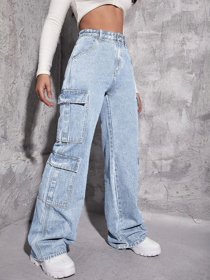 Flap Pocket Boyfriend Jeans