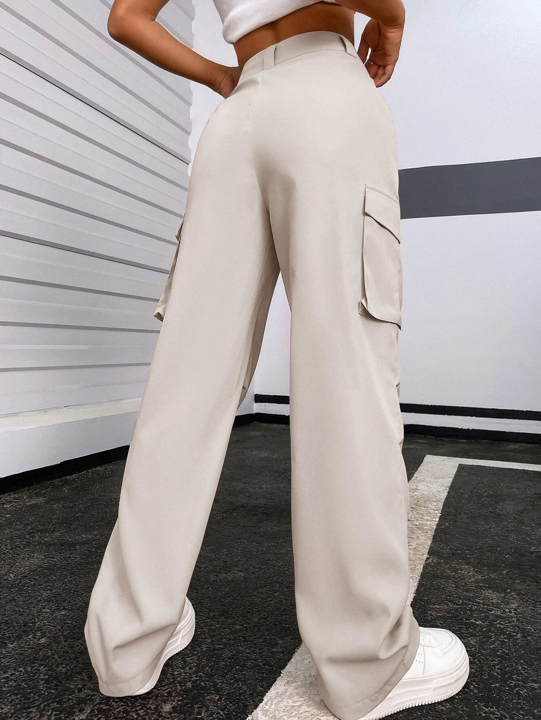 Regular Fit High Waist Cargo Pants