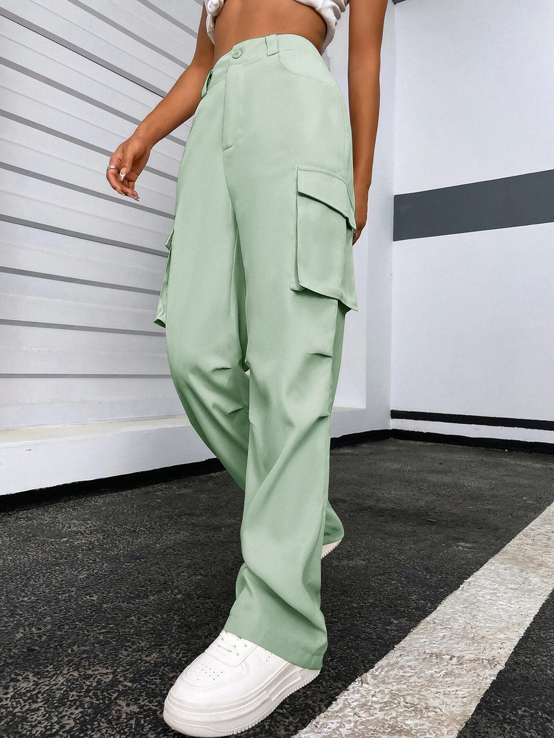 Regular Fit High Waist Cargo Pants