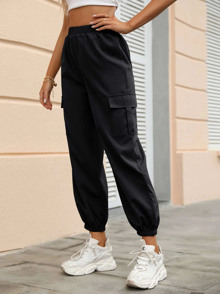 Cropped Flap Pocket Side Cargo Pants