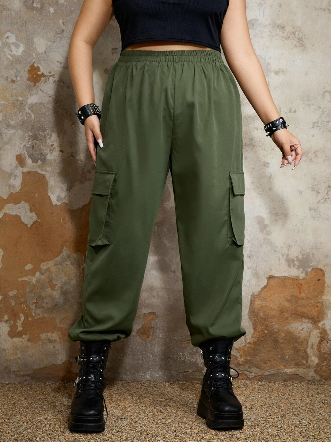 Flap Pocket Regular Fit Long Cargo Pants