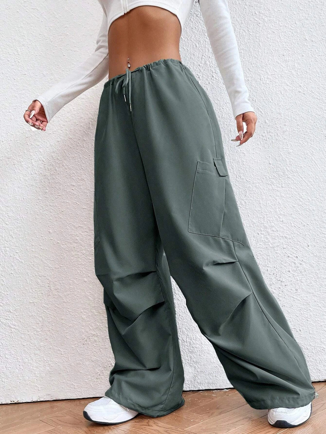 Drop Waist Regular Fit Parachute Pants