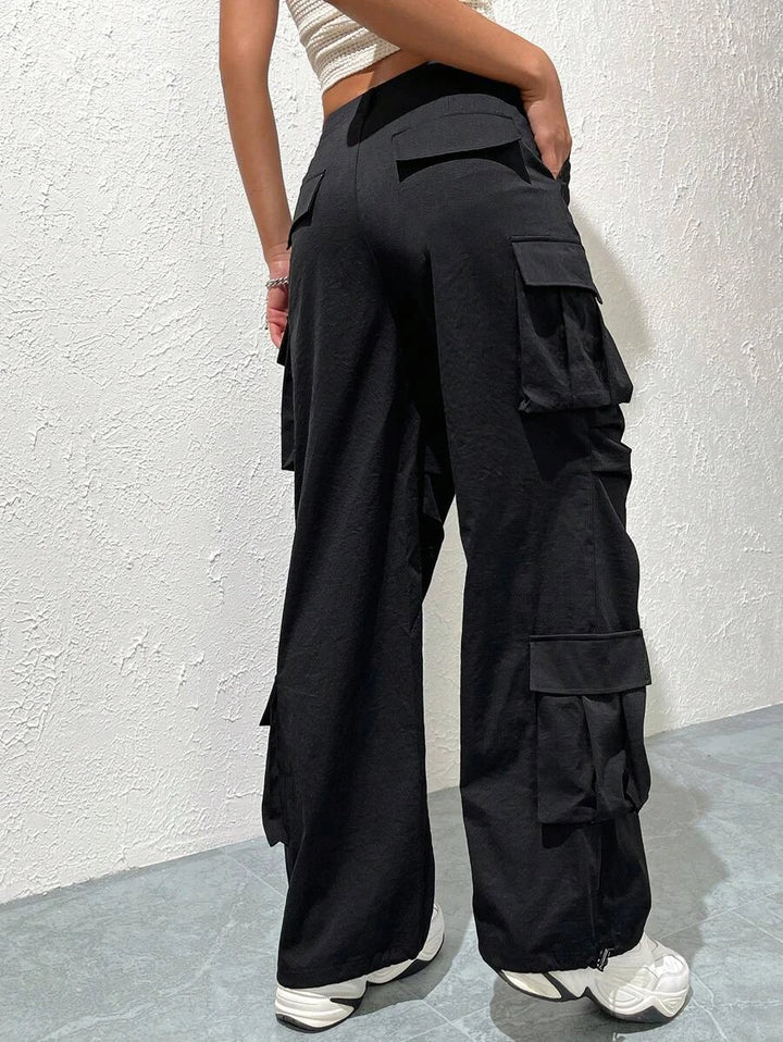 Trendy Solid Flap Side Pocket Cargo Pants
