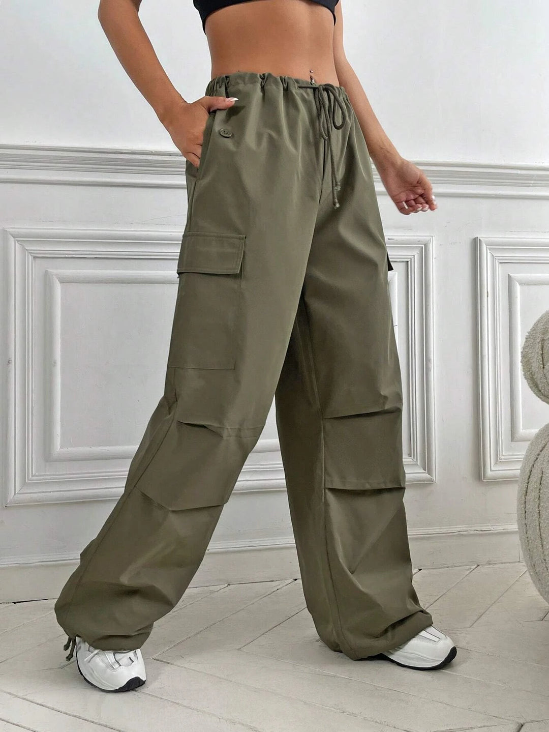 Flap Pocket Side Drawstring Waist Cargo Pants