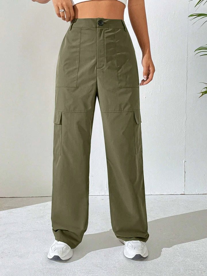 Solid Colored Flap Pocket Cargo Pant