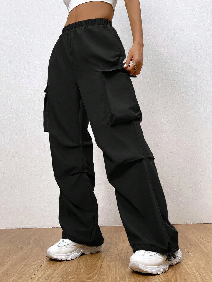 Flap Pocket Side Drawstring Hem Casual Cargo Pants