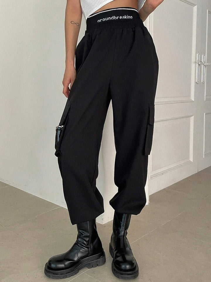 Graphic Flap Pocket Cargo Pants