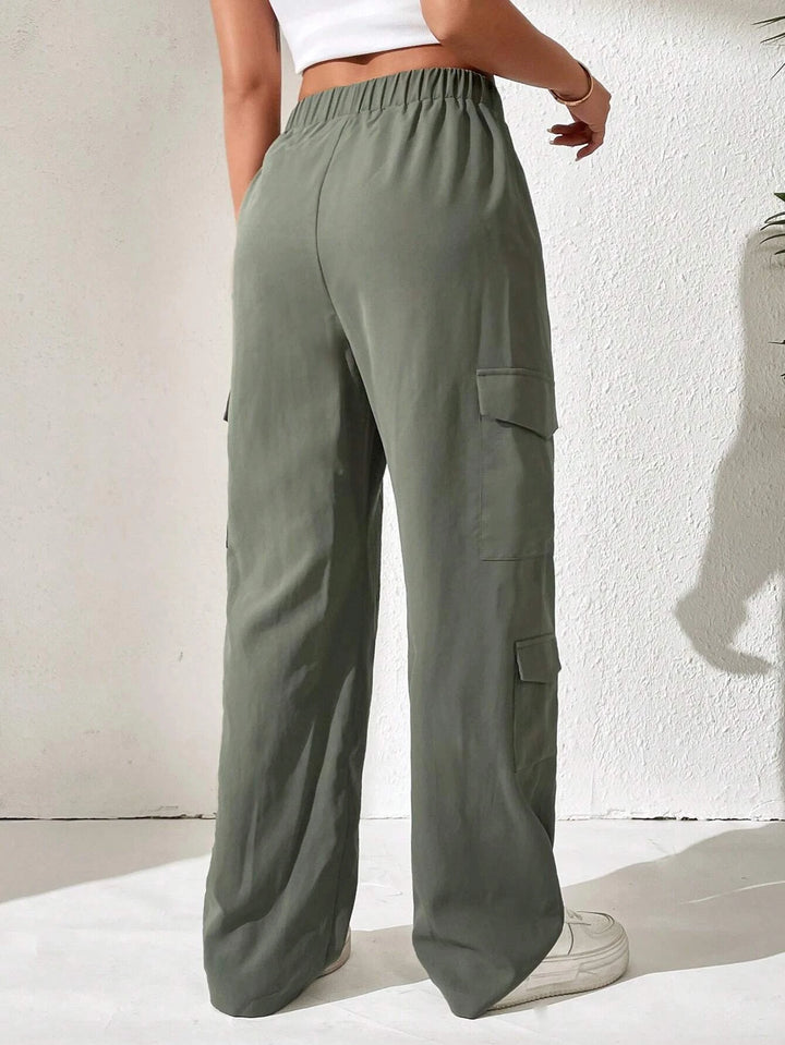 Solid Colored Cargo Pants With Flap Pocket