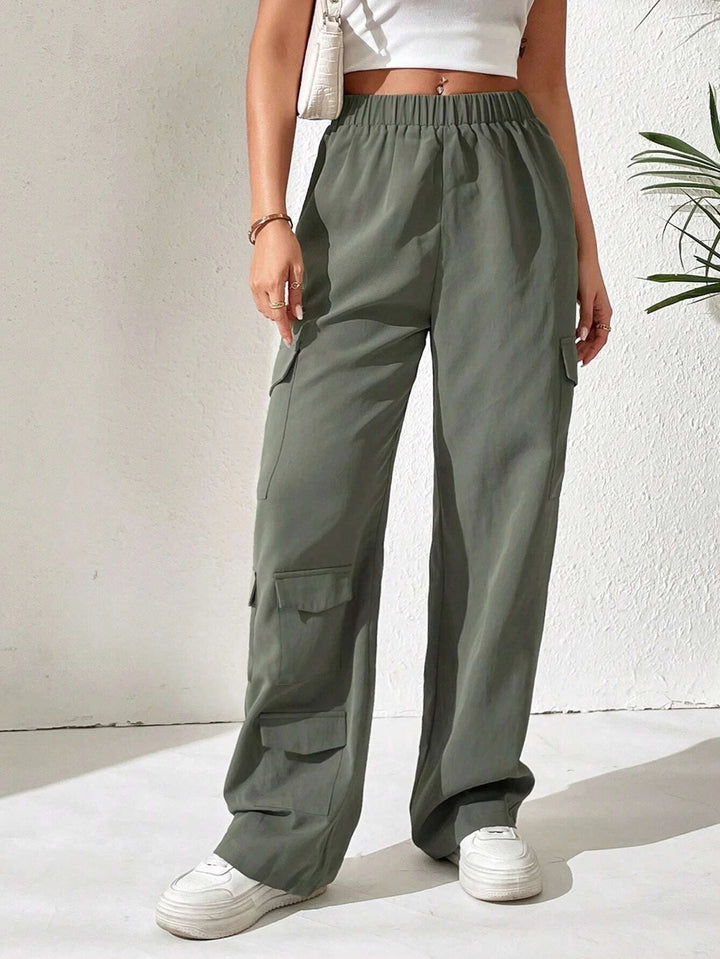 Solid Colored Cargo Pants With Flap Pocket