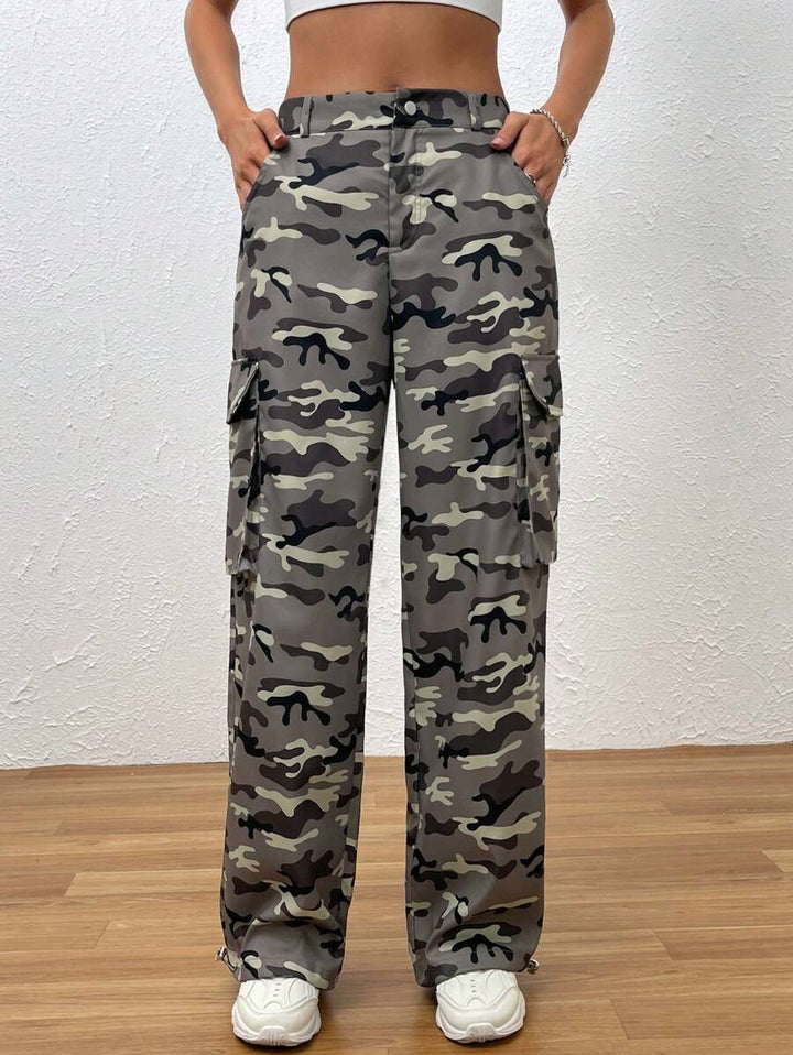 Flap Side Pocket Camo Print Cargo Pants