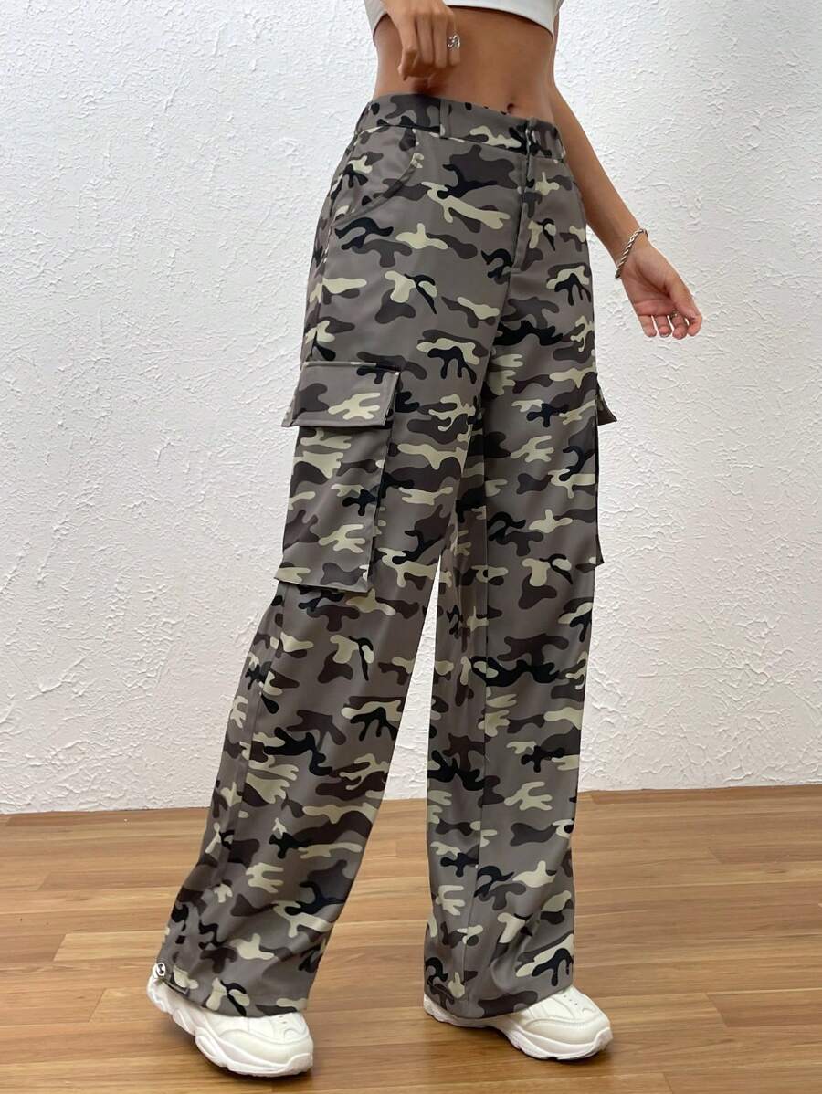 Flap Side Pocket Camo Print Cargo Pants