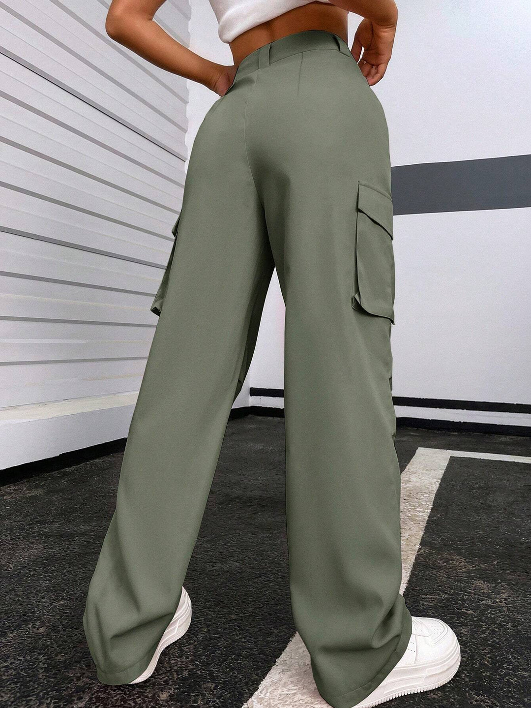 Regular Fit High Waist Cargo Pants