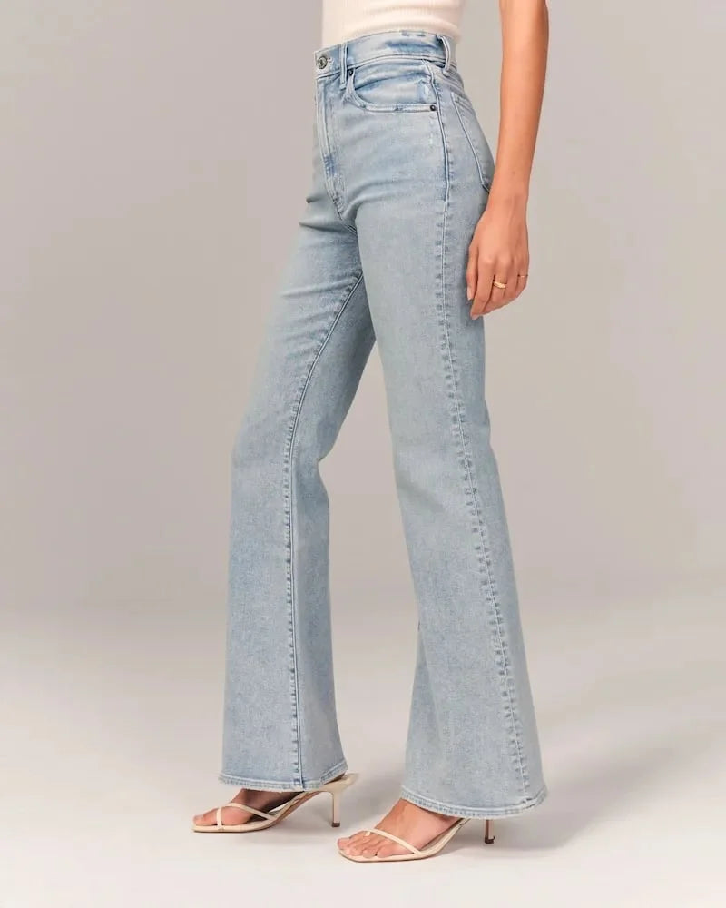 High Raised Flared Jeans With A Stretched Fit