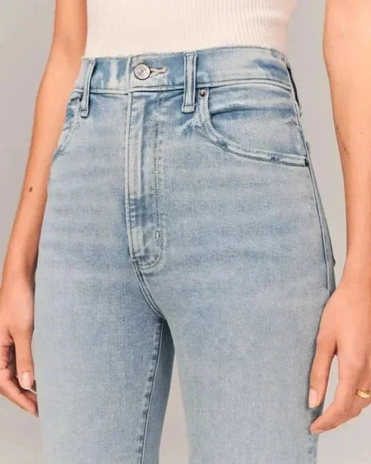 High Raised Flared Jeans With A Stretched Fit